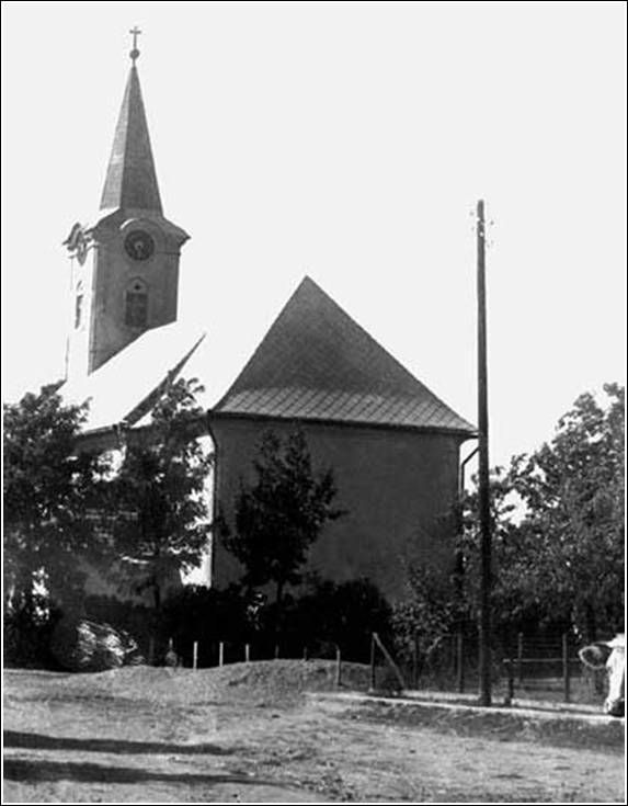 A római katolikus templom 1958 körül Fehérvári Miklós albumából