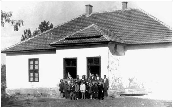 Vasút-tanyai iskola 1956